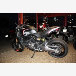 Ducati Monster 937 + Dark Stealth 111HK 6g 2020