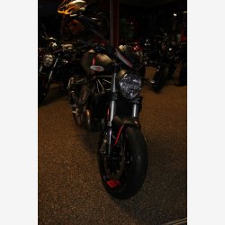 Ducati Monster 937 + Dark Stealth 111HK 6g 2020