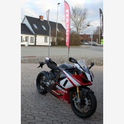 Ducati Panigale 955 V2 Red 157HK 6g 2025