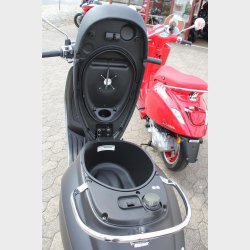 Vespa Primavera 2021