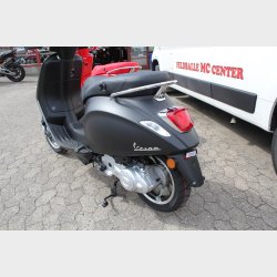 Vespa Primavera 2021
