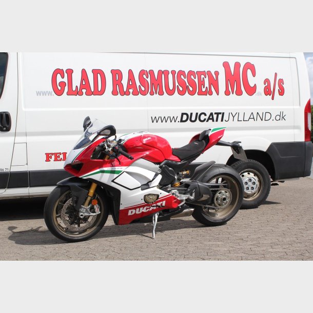 Ducati Panigale 1103 V4 S 214HK 6g 2019