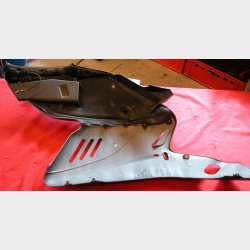 H�jre k�beside som foto Ducati