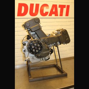 Ducati Monster 748 motor renoveret 
